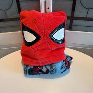 Marvel's Spiderman Cozy Throw Blanket